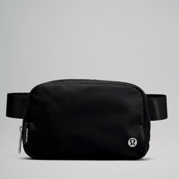 lululemon athletica Handbags - Lululemon Belt Bag